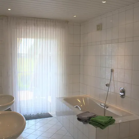 Josti'S Uebernachten Mit Flair Apartman Rietberg
